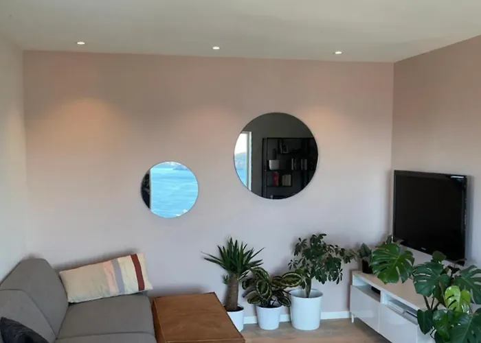 Unique With Fantastic Views *