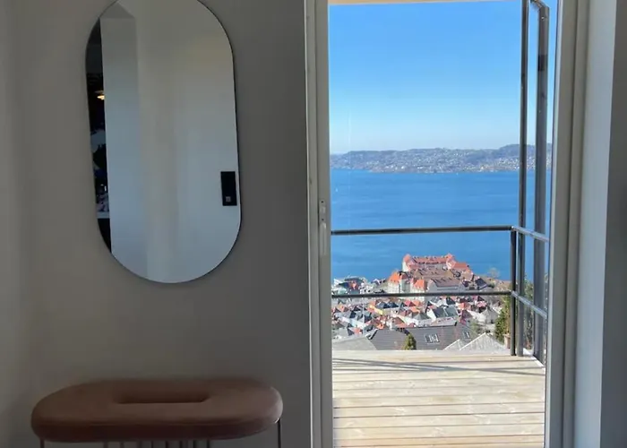 Unique With Fantastic Views Apartament *