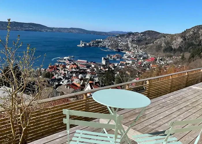 Апартаменты Unique With Fantastic Views