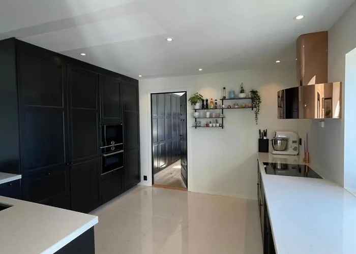 Unique With Fantastic Views Apartament *